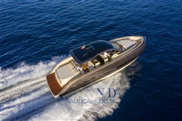 InvictusYacht_TT460_37 (2).jpg