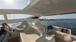 Beneteau-Gran-Turismo-40_9.jpg