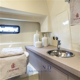 phpThumb_generated_thumbnail (9).jpg