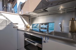 Sessa C42_Interior_28.jpg