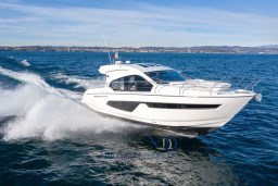 Sessa C42_Exterior_12.jpg