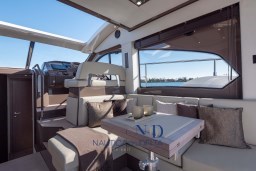 Sessa C42_Interior_26.jpg