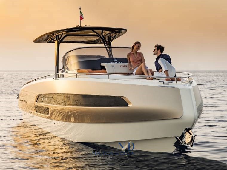 invictus-yacht-invictus-320-gt-44383120180455567051506670574570x.jpg