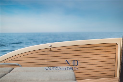 InvictusYacht_ST550_15.jpg