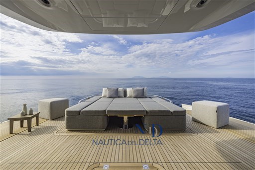 InvictusYacht_ST550_28.jpg