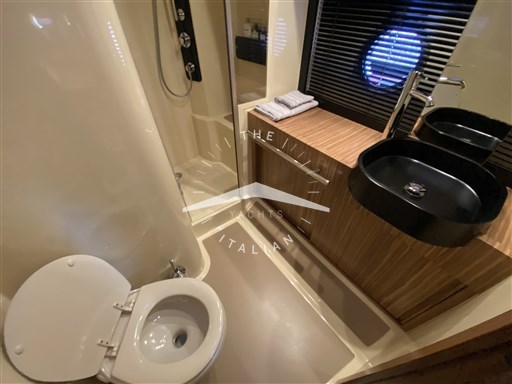Azimut Magellano 43
