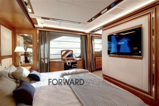 benetti-delfino-93--interior-2