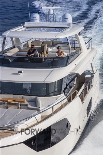 Absolute-Navetta68-03a