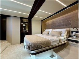 AZIMUT 66 FLY 14.jpg