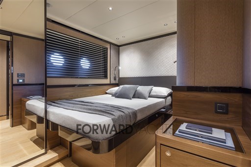 Absolute-Navetta68-08