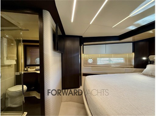 AZIMUT 66 FLY 12.jpg