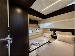 AZIMUT 66 FLY 9.jpg