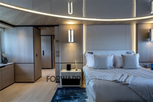 sd-118-master-stateroom-1