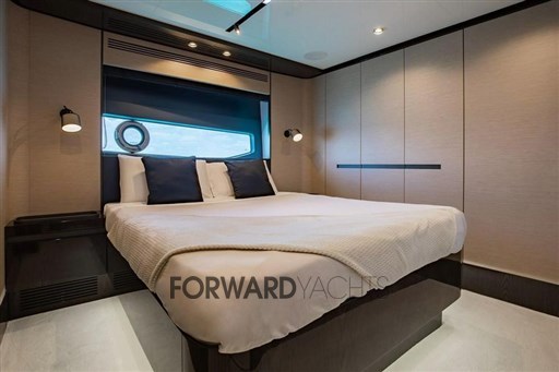 2022-azimut-s10-power-9673735-20250204105019836-1_XLARGE.jpg