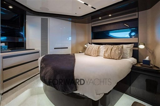 2022-azimut-s10-power-9673735-20250204105015825-1_XLARGE.jpg