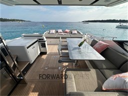 Azimut s73.jpg