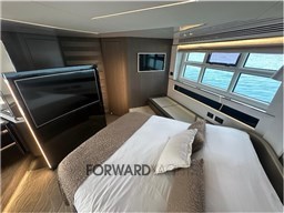 Azimut s79.jpg