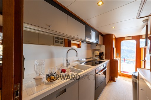 1M8A6687-HDR