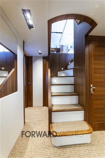 Amer Twin 94 Interior Staircase