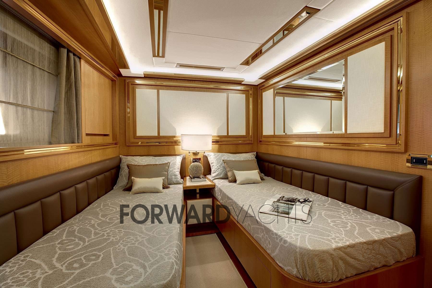 benetti-delfino-93--interior-4