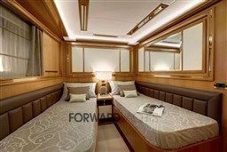 benetti-delfino-93--interior-4