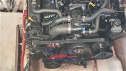 bayliner_305_barcausata_lagodigarda_barchebellandi1