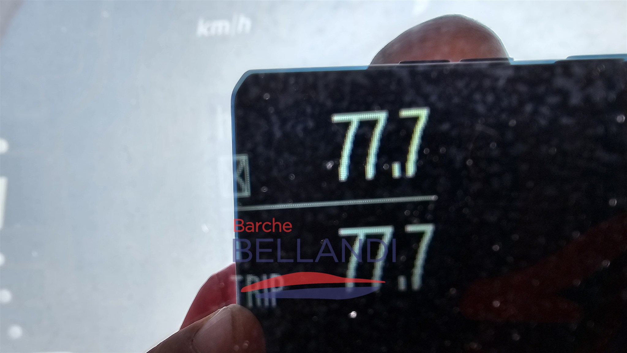 huracan_5.7_prua al vento_barca usata con garanzia_barchebellandi_oremoto