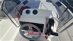 RAnieri_azzurra_usato_lagodigarda_barchebellandi_210