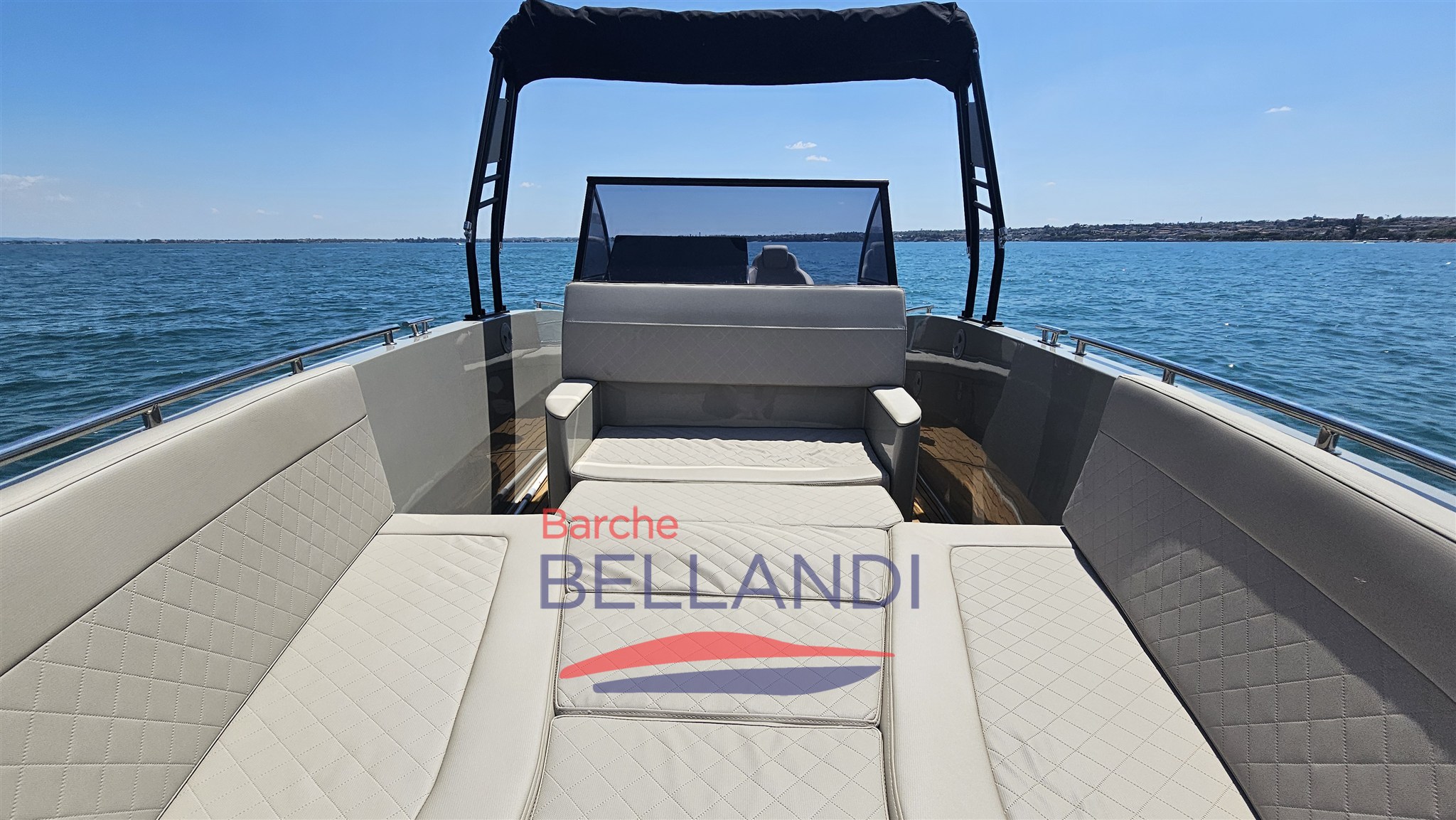 maxima_700_sport_beige_2