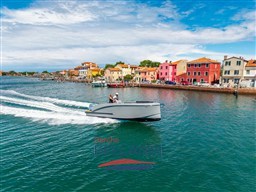 maxima 680 sport lounge for sale