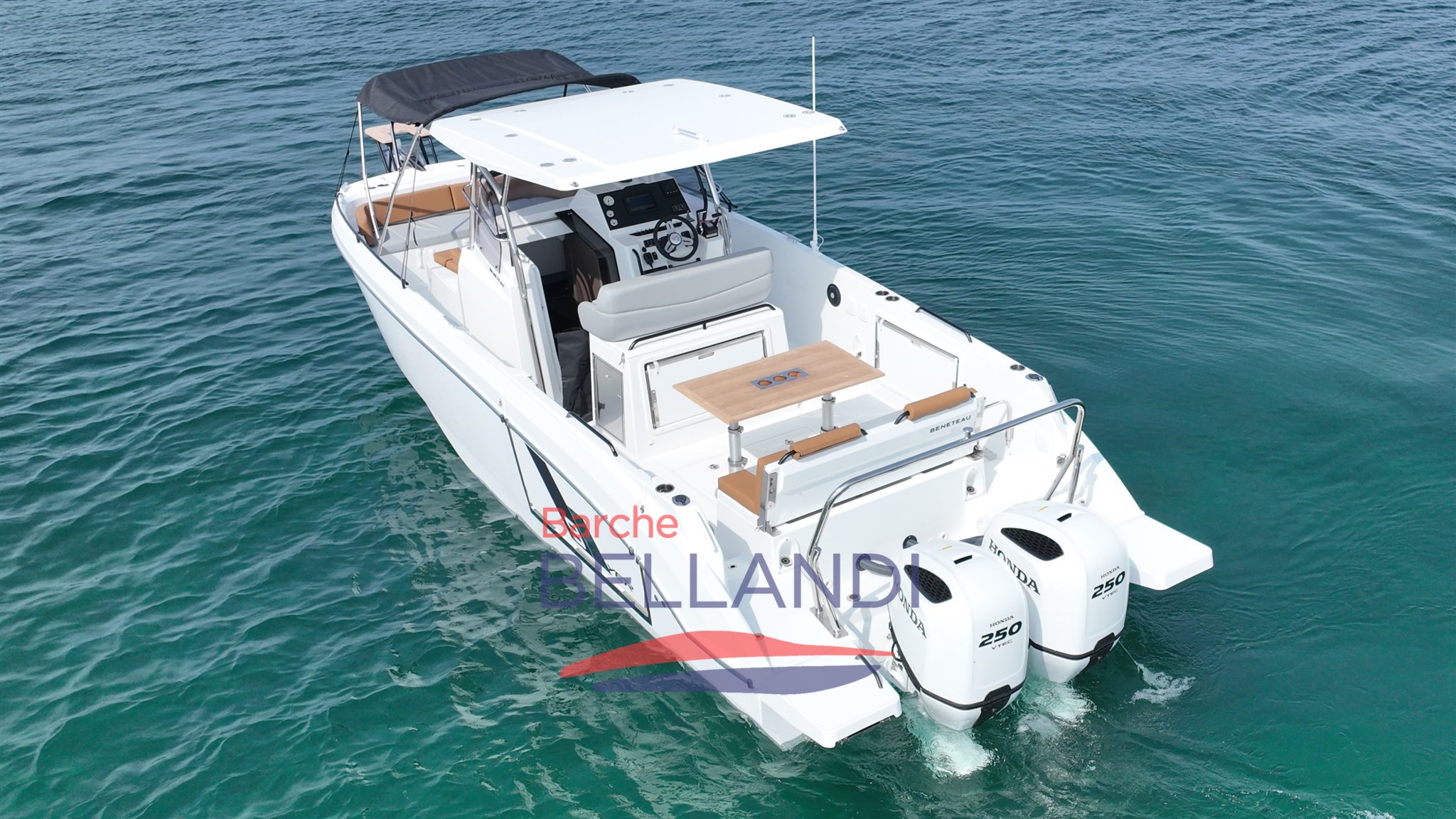 beneteau_flyer_9_spacedeck_honda_250_barchebellandi_lagodigarda_16