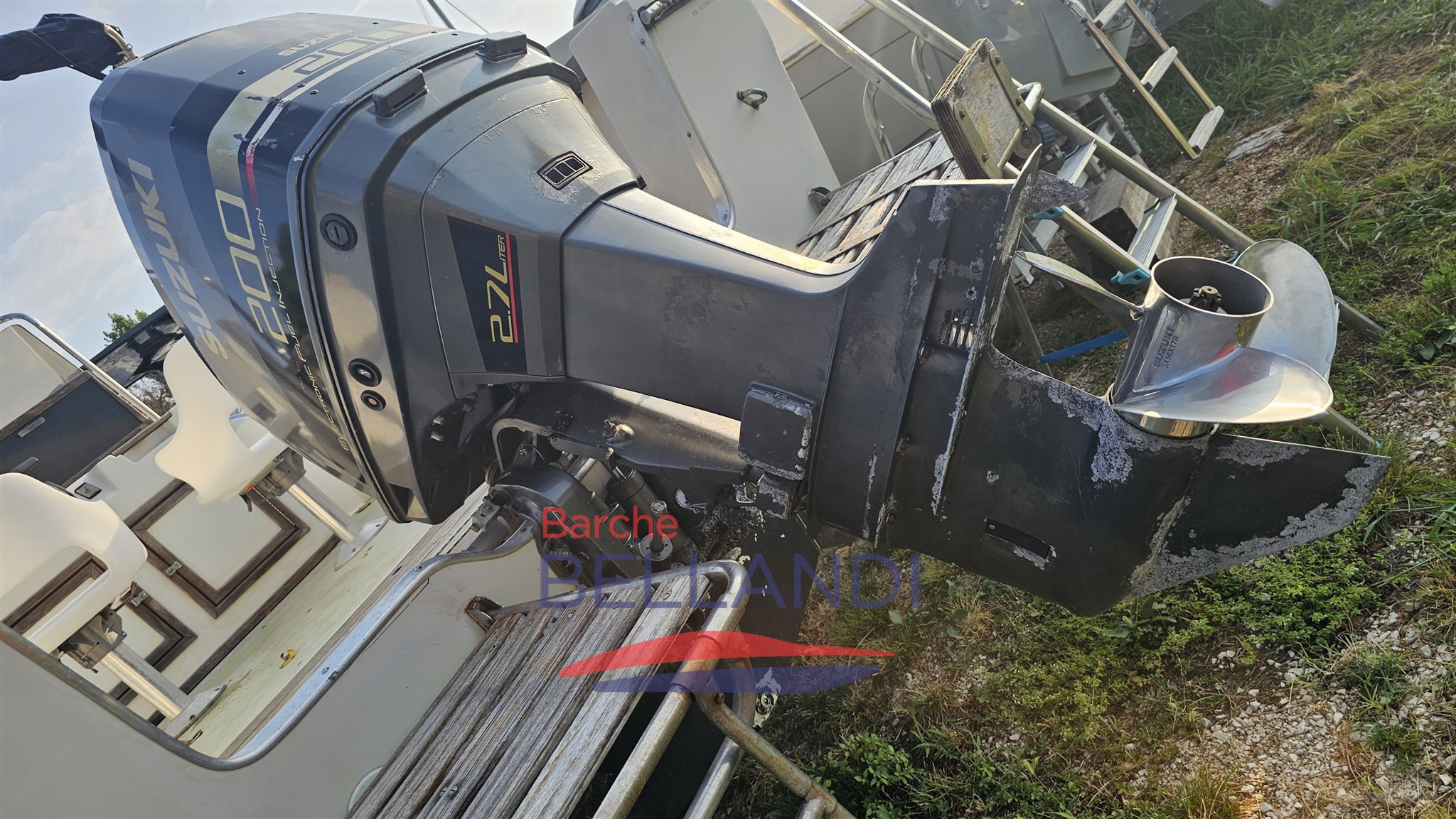 ROBALO_2520_Suzuki_200_barcausata_12
