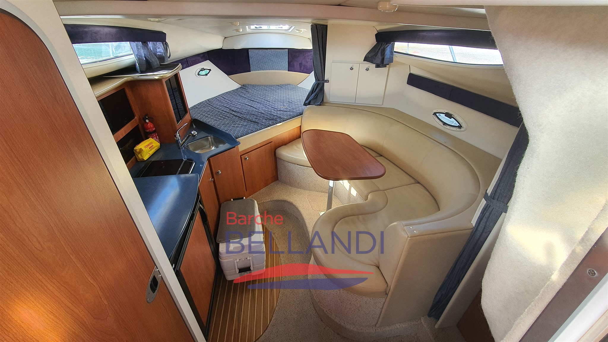 bayliner_305_barcausata_lagodigarda_barchebellandi4