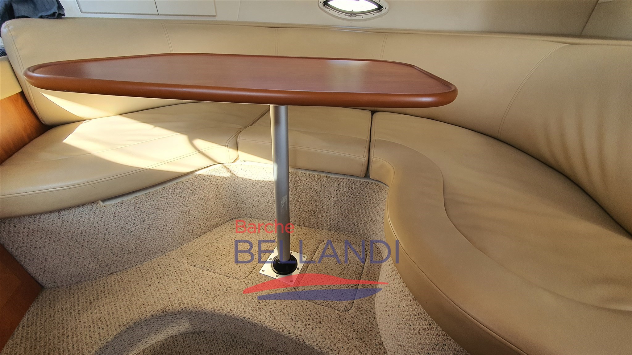 bayliner_305_barcausata_lagodigarda_barchebellandi6