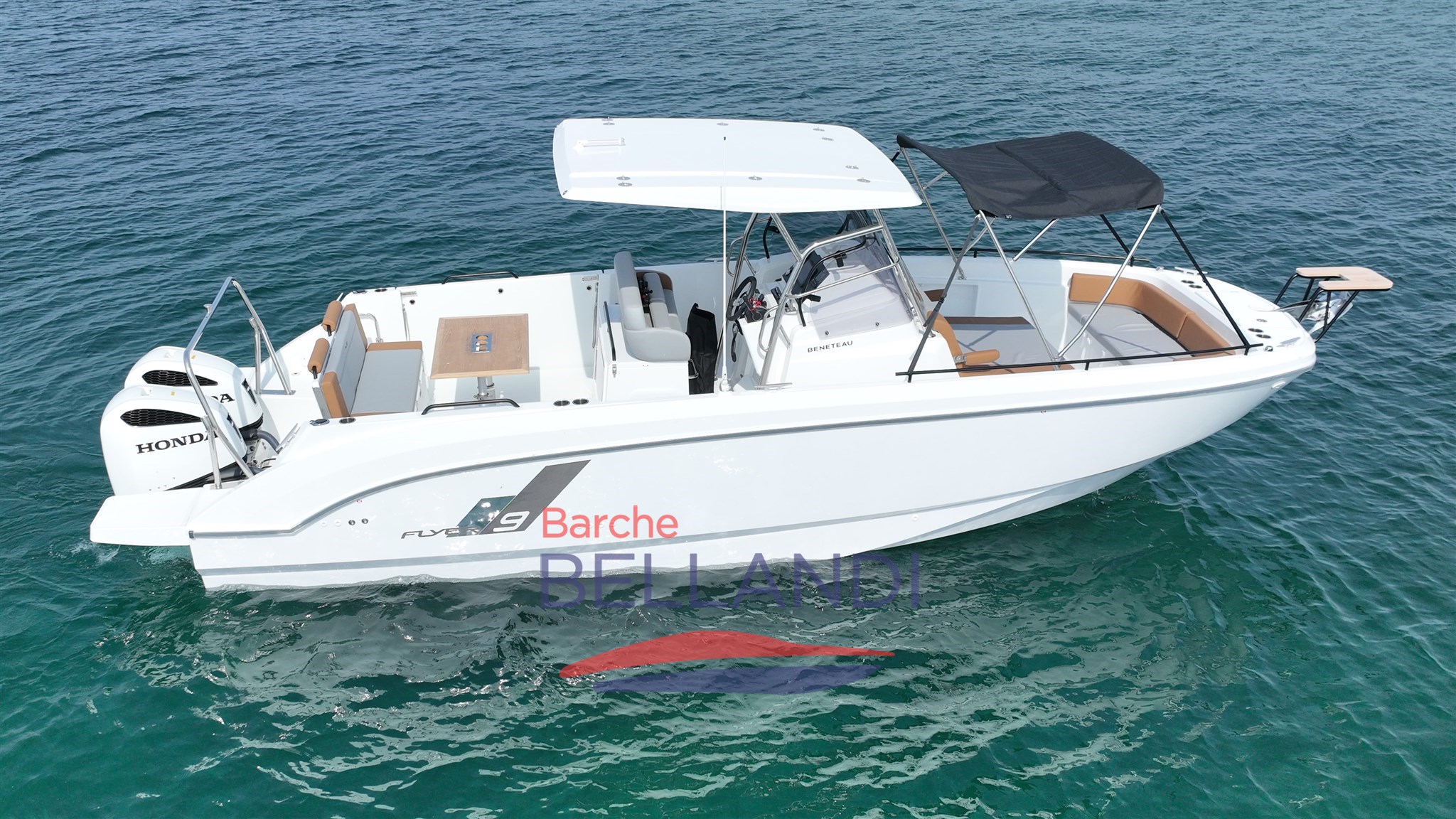beneteau_flyer_9_spacedeck_honda_250_barchebellandi_lagodigarda_11