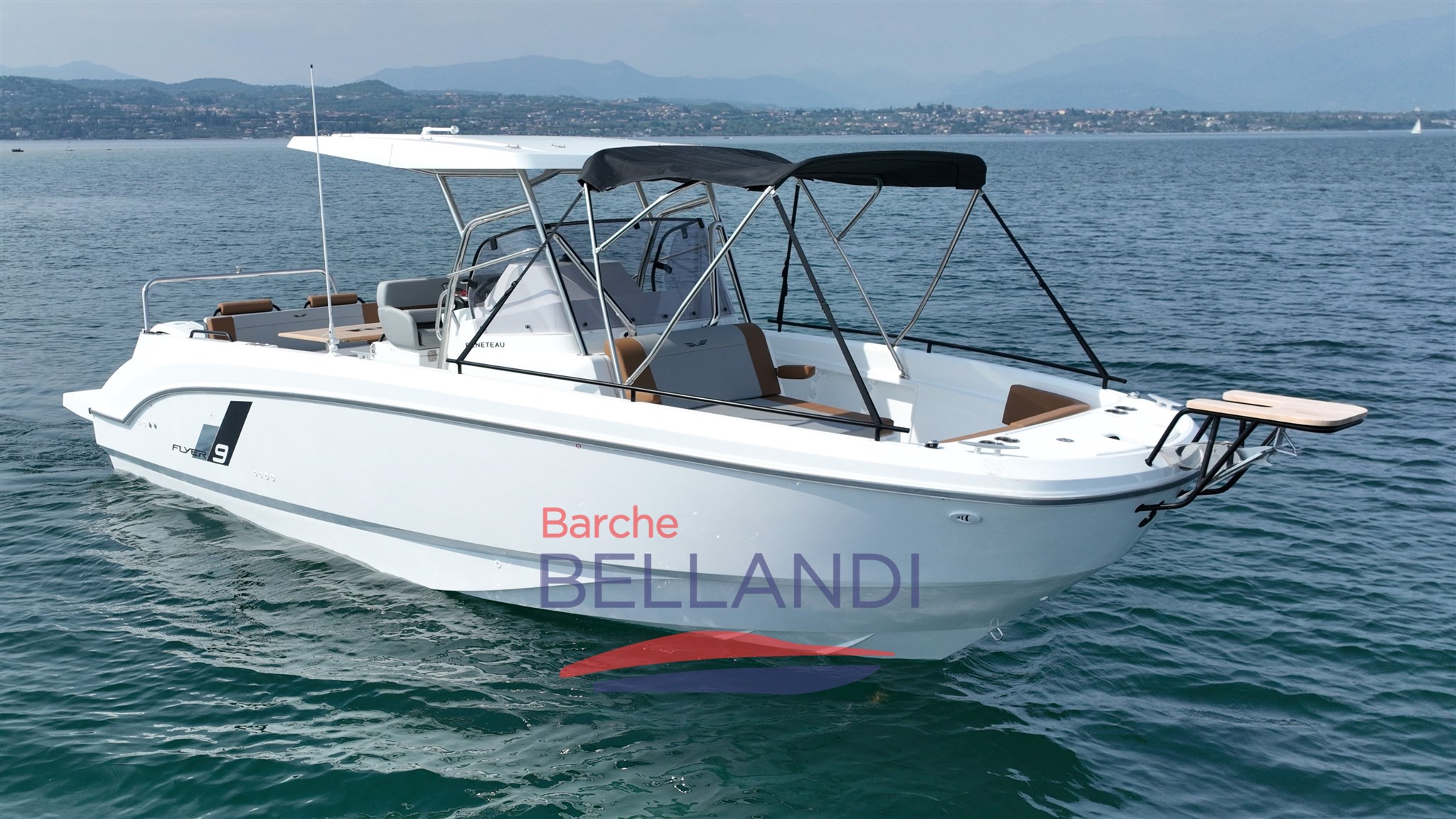 beneteau_flyer_9_spacedeck_honda_250_barchebellandi_lagodigarda_17
