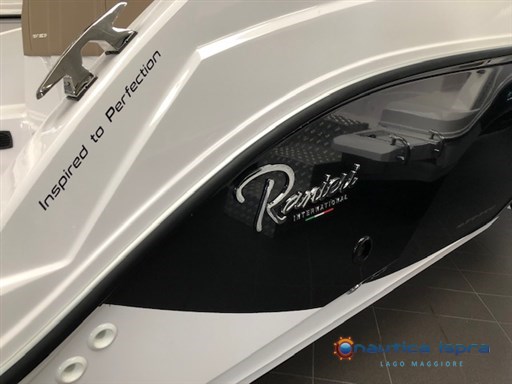 Ranieri NEXT 220 SH_NauticaIspra_LagoMaggiore1