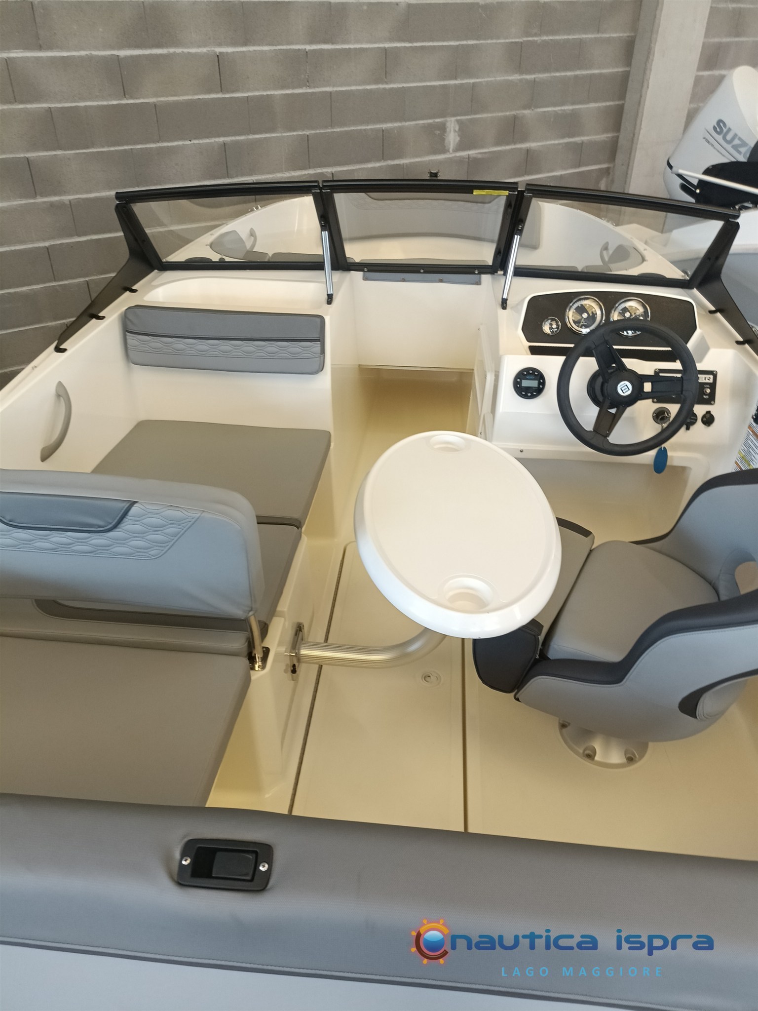 Bayliner_M19 (4)
