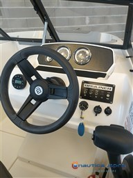 Bayliner_M19 (6)