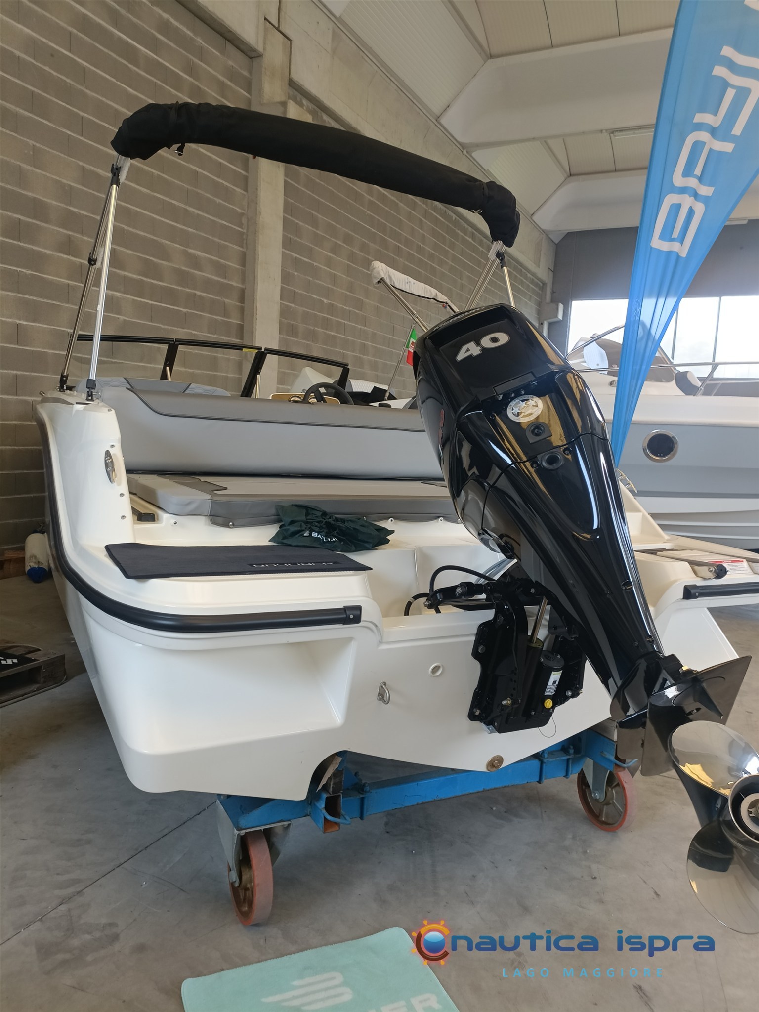 Bayliner_M19 (1)