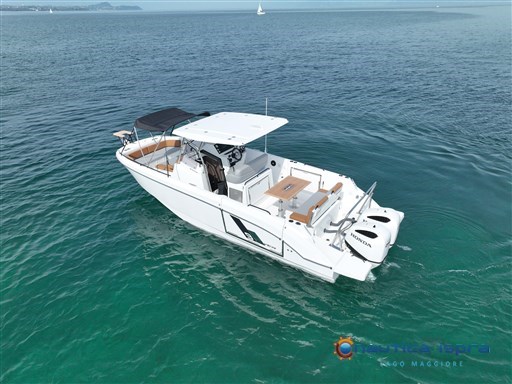 beneteau_flyer_9_spacedeck_honda_250_barchebellandi_lagodigarda_21