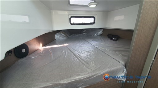 beneteau_flyer_9_spacedeck_honda_250_barchebellandi_lagodigarda_28