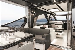S7 Cockpit 3