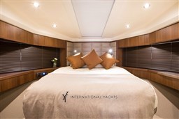 Princess-64-motor-yacht-yacht-for-sale-interior-image-Lengers-Yachts3-scaled.jpg