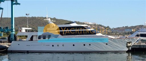 Bugari Artemio Yacht M 24