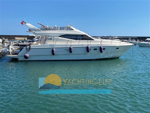 Azimut Az 43