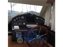 f01f1d85-9e65-4bec-8358-82d56153c36e