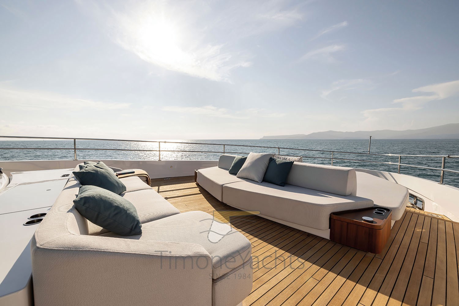 M30M Fore Lounge Area_Low Res.jpg
