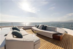 M30M Fore Lounge Area_Low Res.jpg