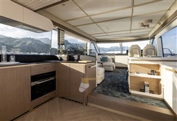AZIMUT MAGELLANO 60 INTERNI CUCINA